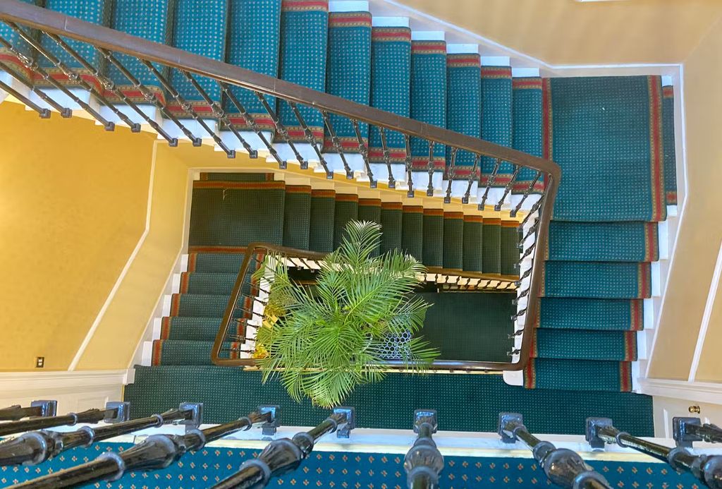 Property photo 3 of 6 Staircase