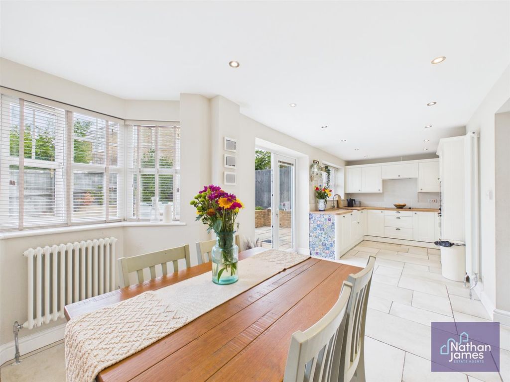 Property photo 2 of 17 Kitchen/ Diner