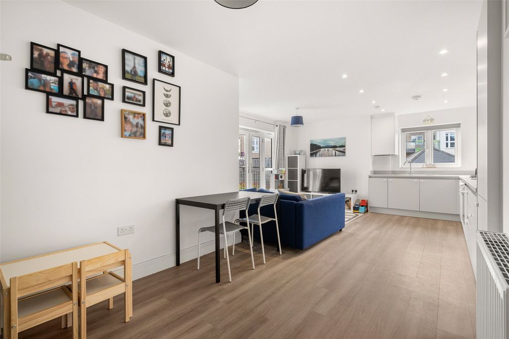 Property photo 3 of 9 Picture No. 09