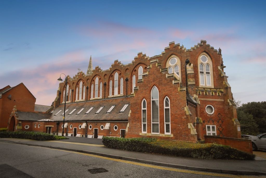 Property photo 1 of 14