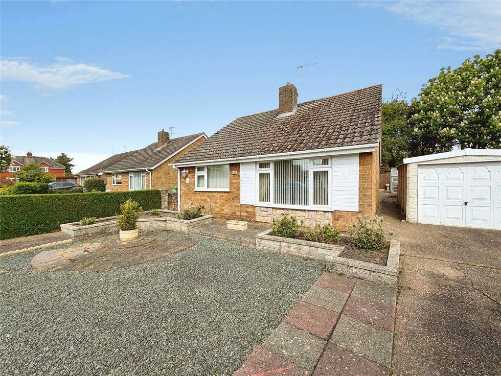 Property photo 1 of 11 Outside