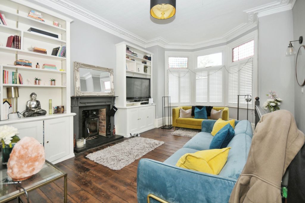 Property photo 2 of 15 Photography