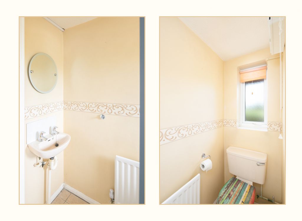 Property photo 3 of 22 Cloakroom