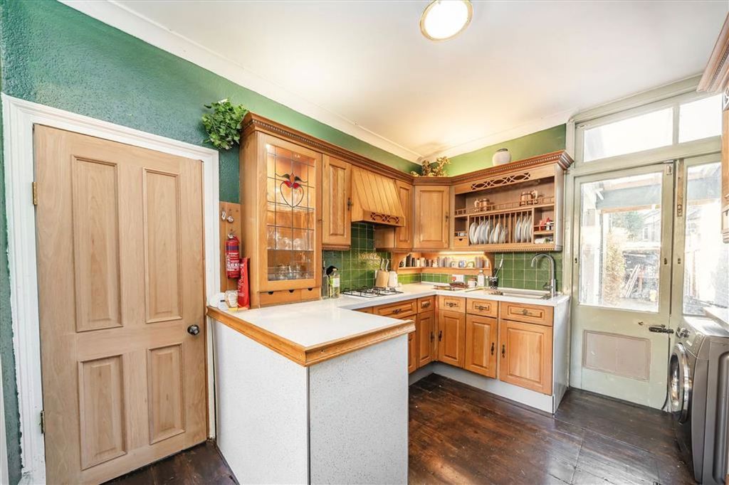 Property photo 3 of 9