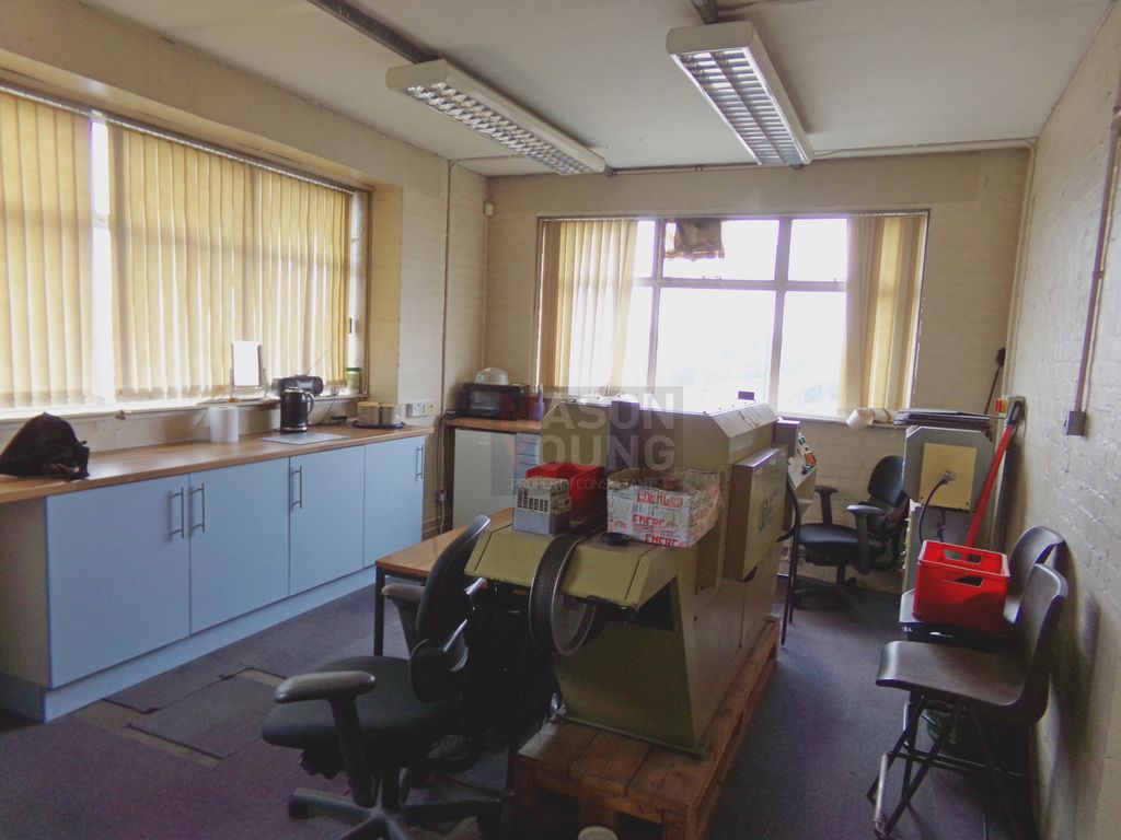 Property photo 2 of 4