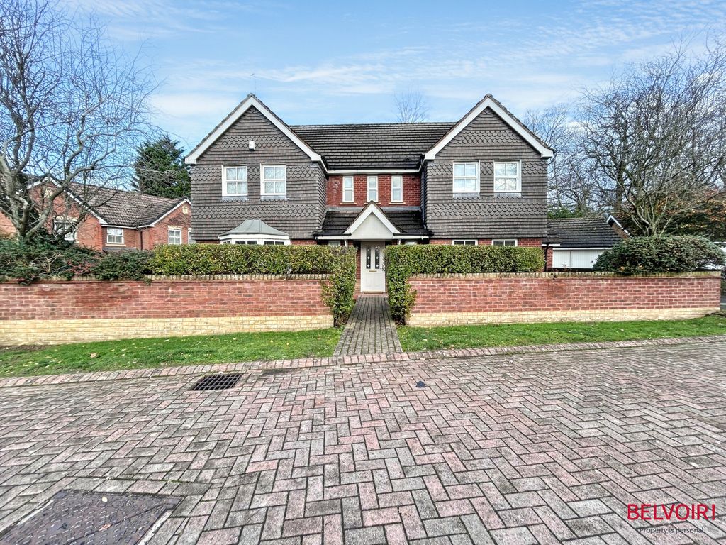 Property photo 1 of 36