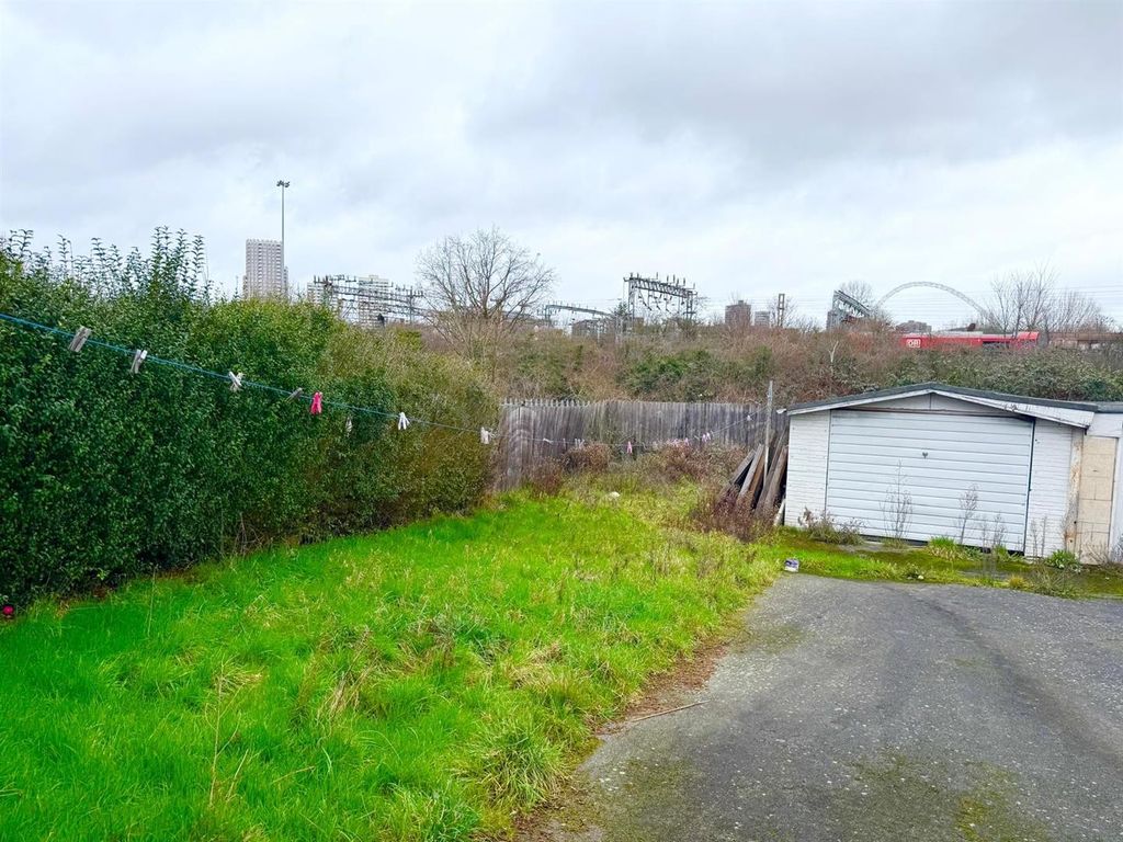 Property photo 2 of 6 2.Jpg