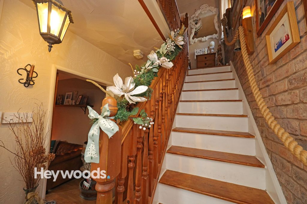 Property photo 3 of 27 0F1A5854