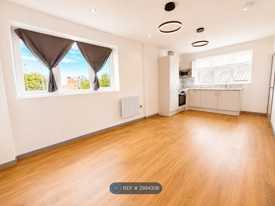 Property photo 1 of 4