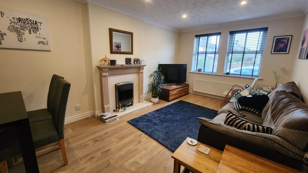 Property photo 2 of 7 41 Burns Way - 1.Jpg