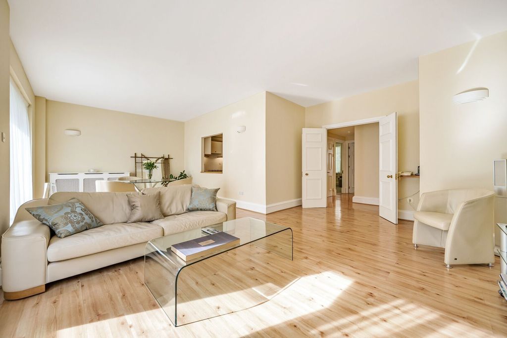 Property photo 2 of 7