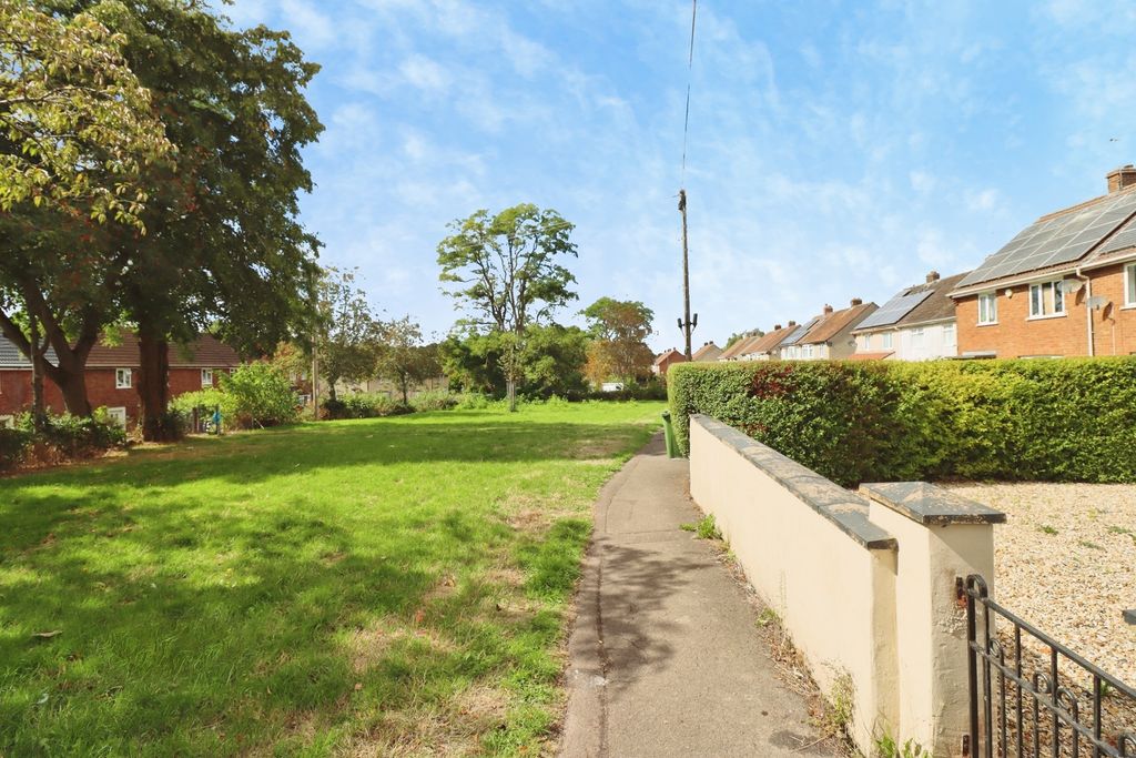 Property photo 2 of 21 Pbox-Img.Jpg