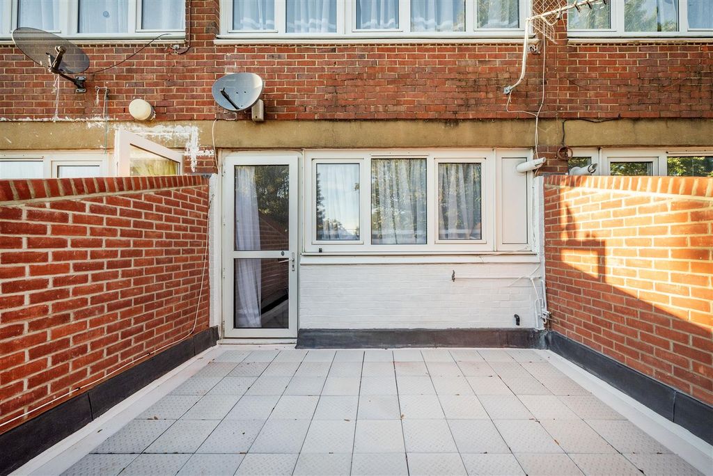 Property photo 1 of 14 P14.Jpg