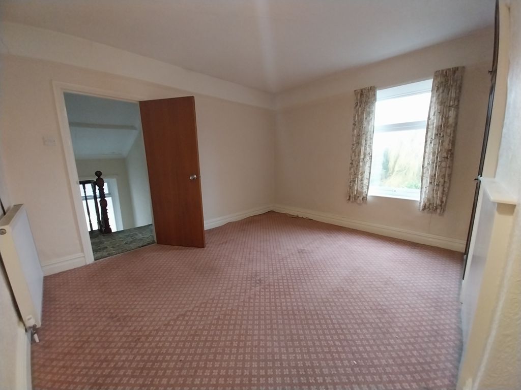 Property photo 3 of 11 Photo 3