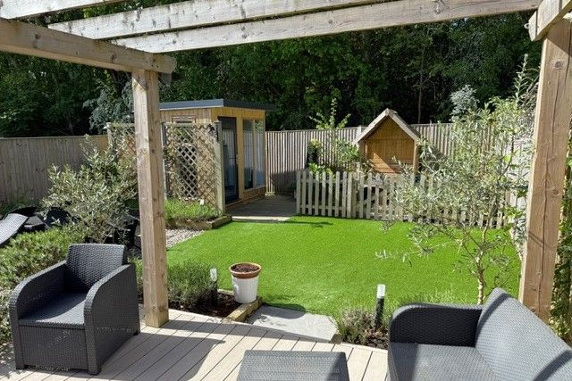 Property photo 2 of 16 Garden