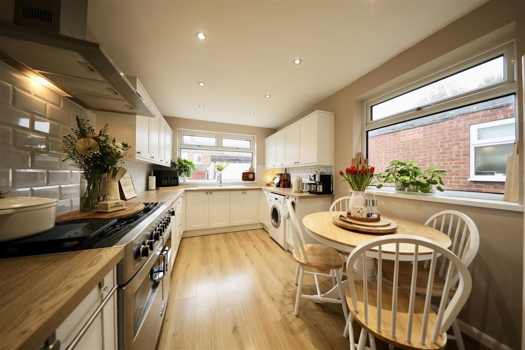 Property photo 3 of 24 0A4A9449.Jpg