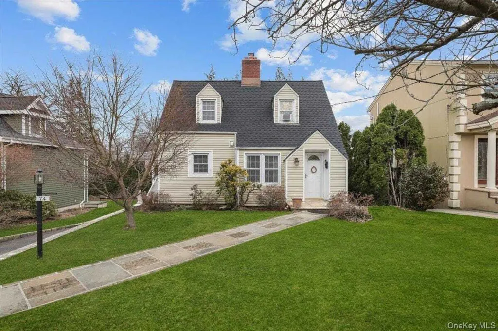 Property photo 1 of 27
