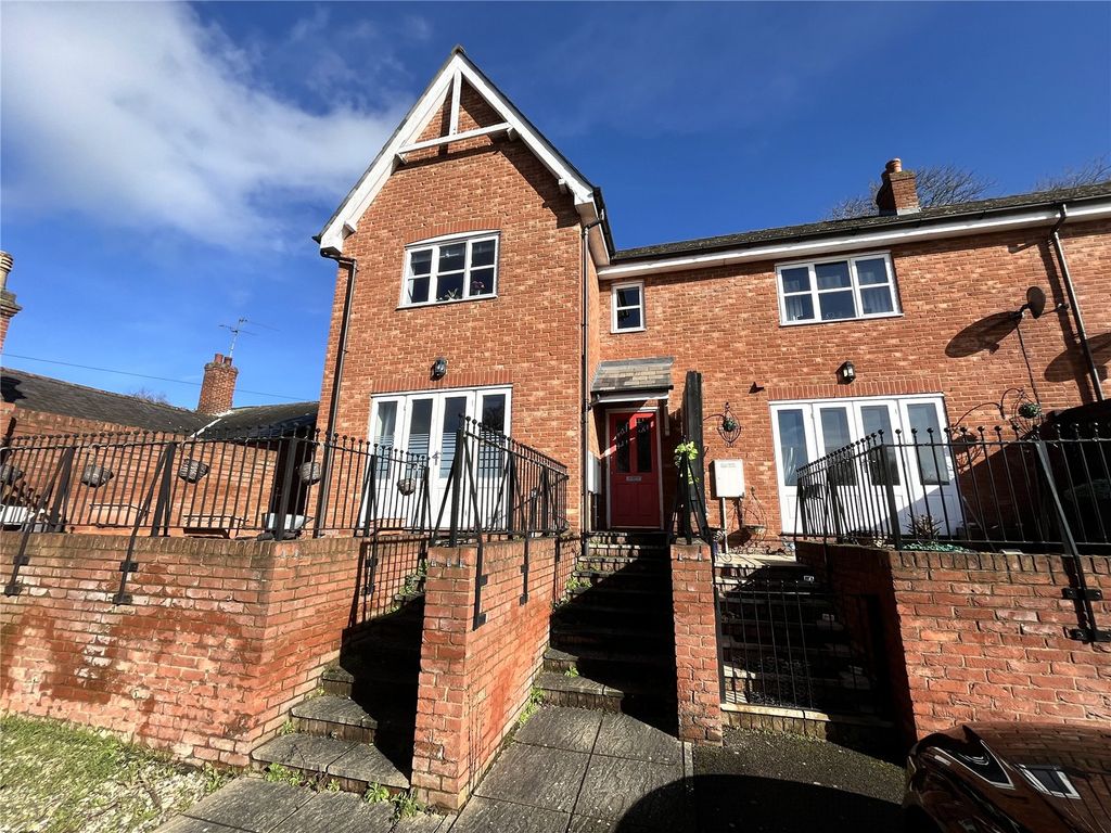 Property photo 1 of 7 Exterior