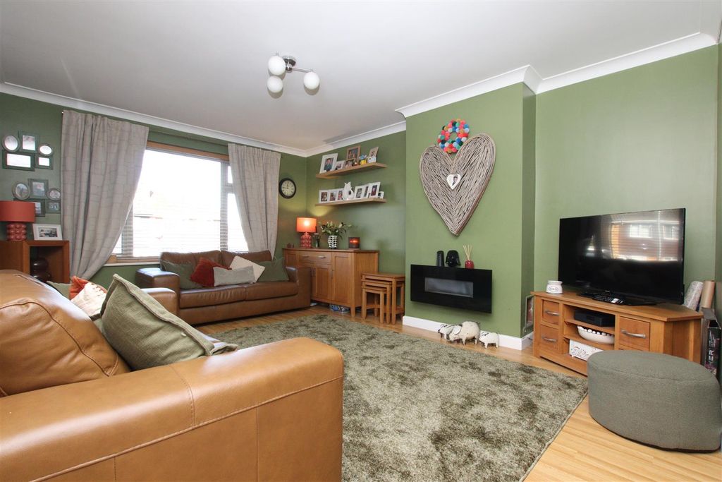 Property photo 2 of 13 Living Room.Jpg