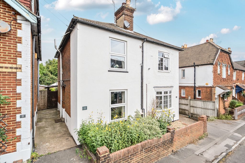 Property photo 1 of 14 1331048-1-6883562...