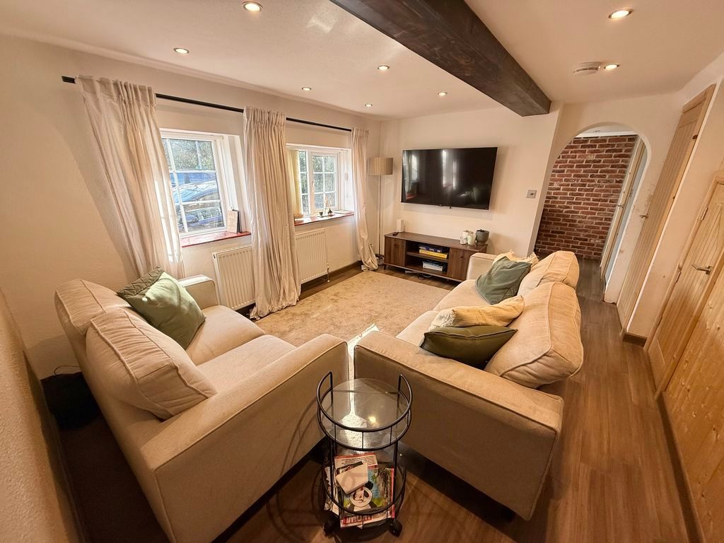 Property photo 3 of 16 Living Room