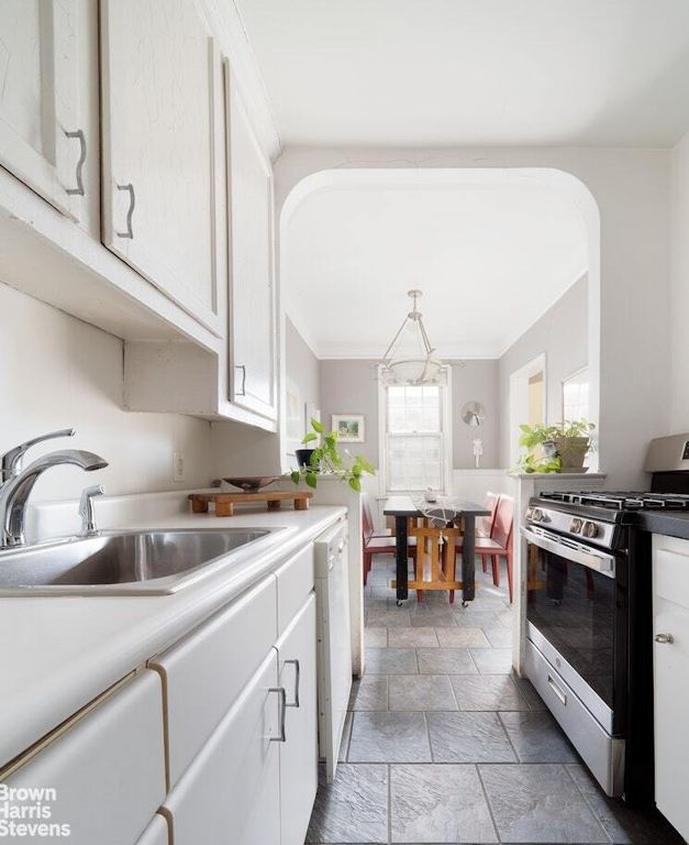 Property photo 3 of 10 <Alttext/>