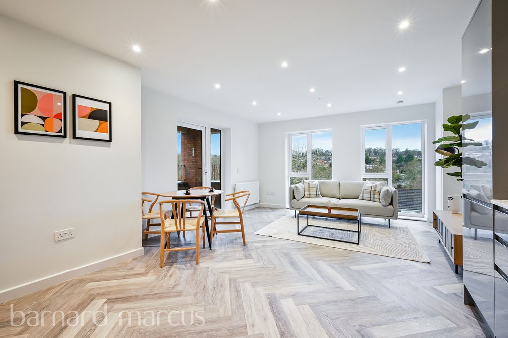 Property photo 2 of 9 Living Room