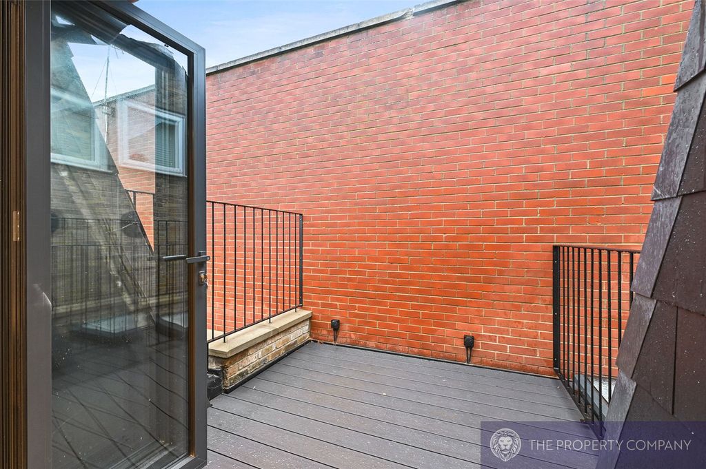 Property photo 3 of 10 Picture No. 06