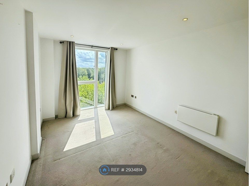 Property photo 2 of 11 Bedroom