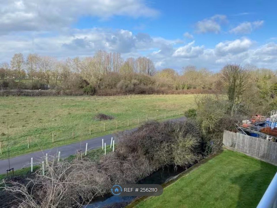 Property photo 1 of 35