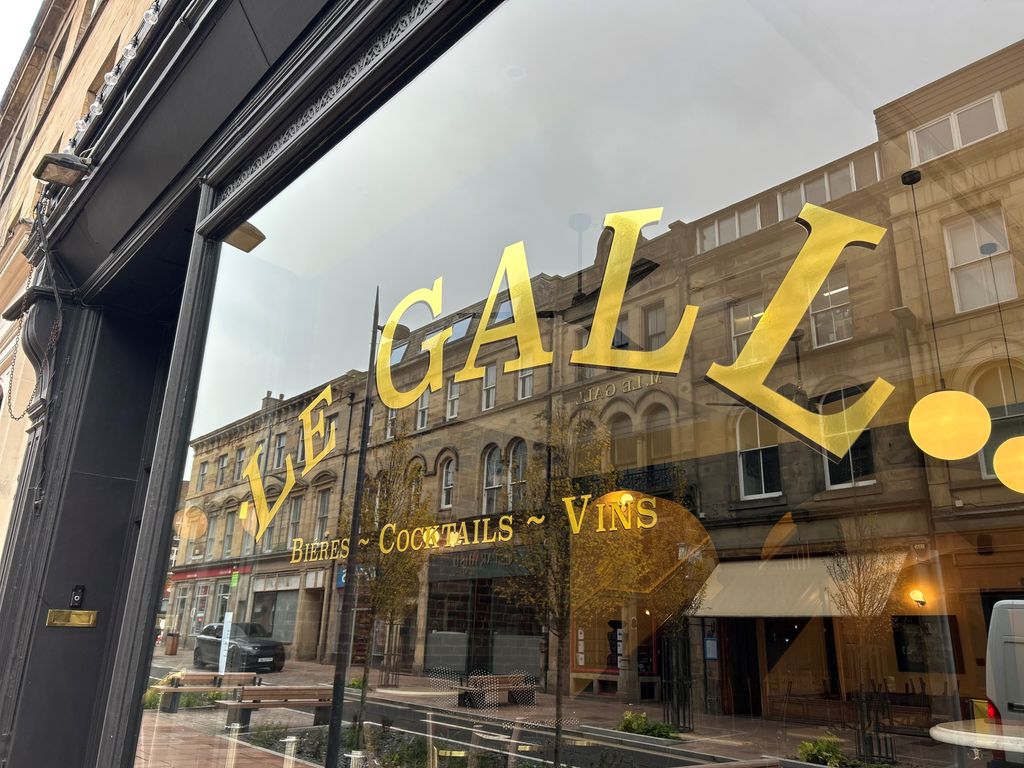 Property photo 3 of 10