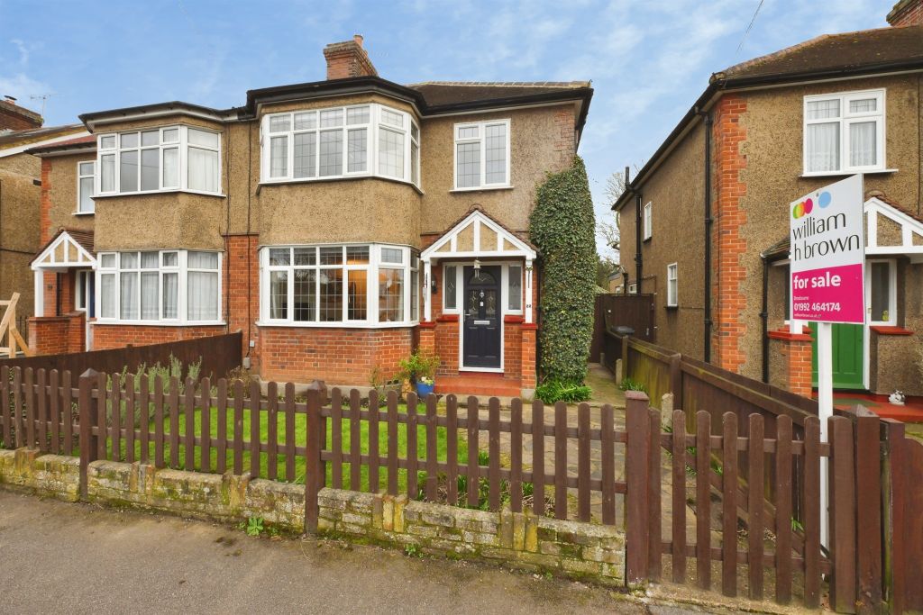 Property photo 1 of 17