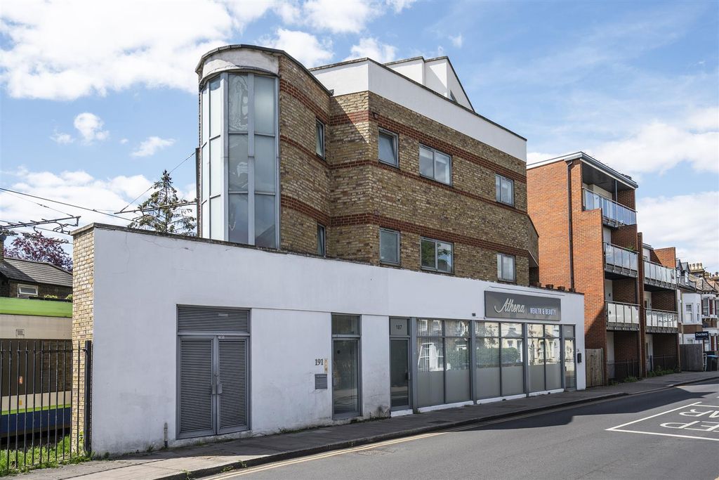 Property photo 1 of 9 Hartfield Road Sw19 External