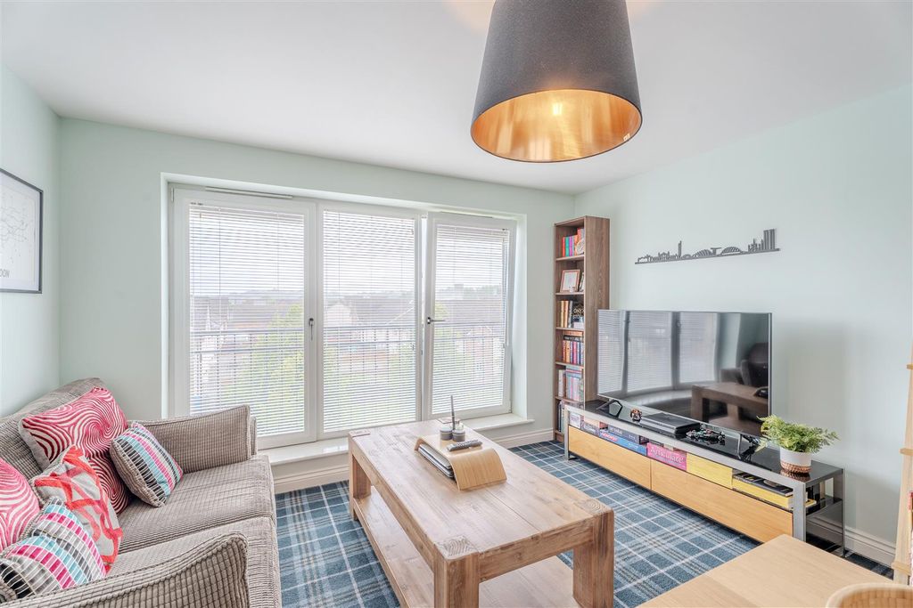 2 bed flat for saleMitchell Way, Uddingston, Glasgow G71 photo 5