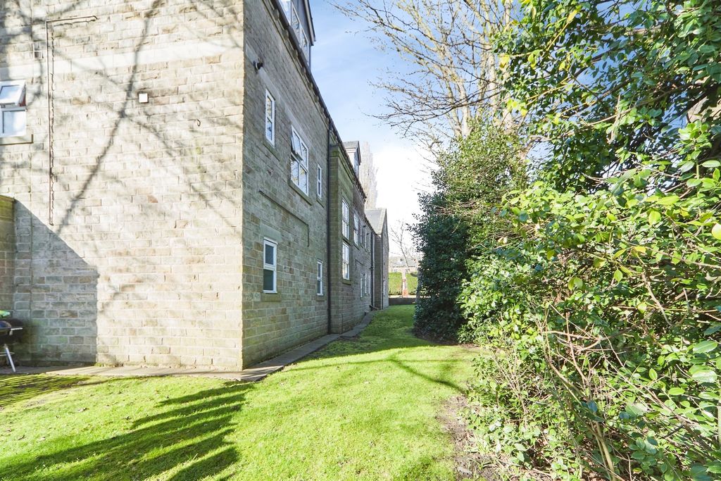 Additional image 16 of 2 bed flat for saleSalters Garden, Pudsey LS28