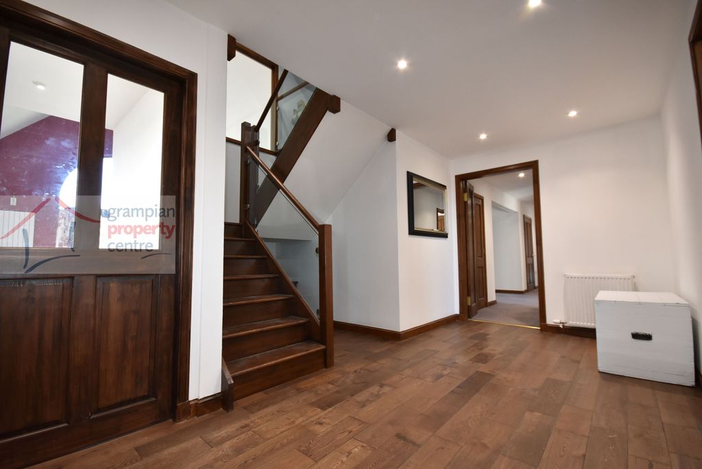 Property photo 2 of 47 Hall.Jpg