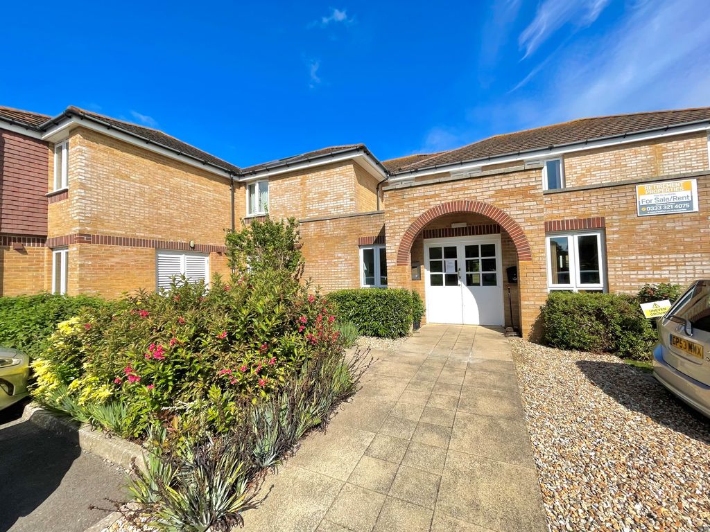 Property photo 1 of 12 31 Milliers Court Front