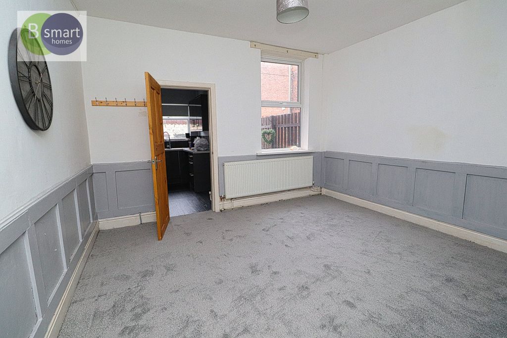 Property photo 3 of 8 Img_1958