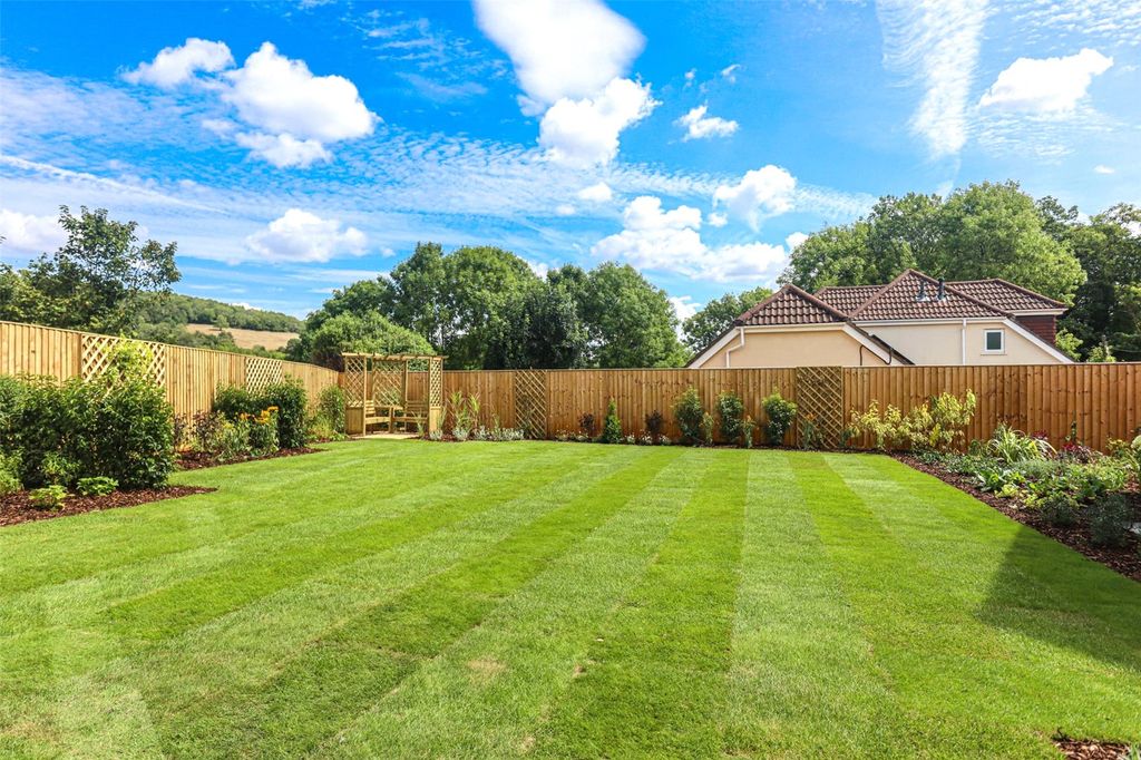Property photo 3 of 15 Show Home