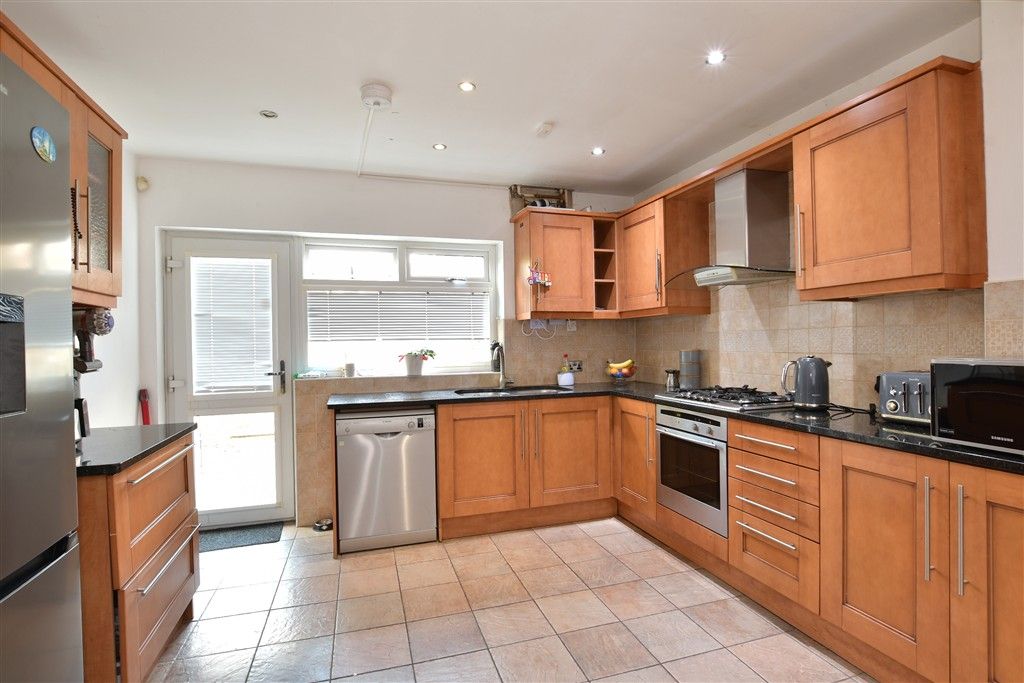 Property photo 1 of 11 Kitchen/Breakfast Room