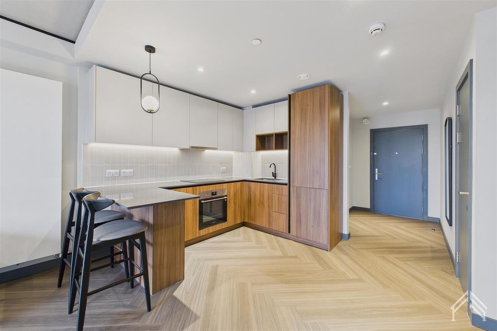 Property photo 2 of 17 2.Jpg