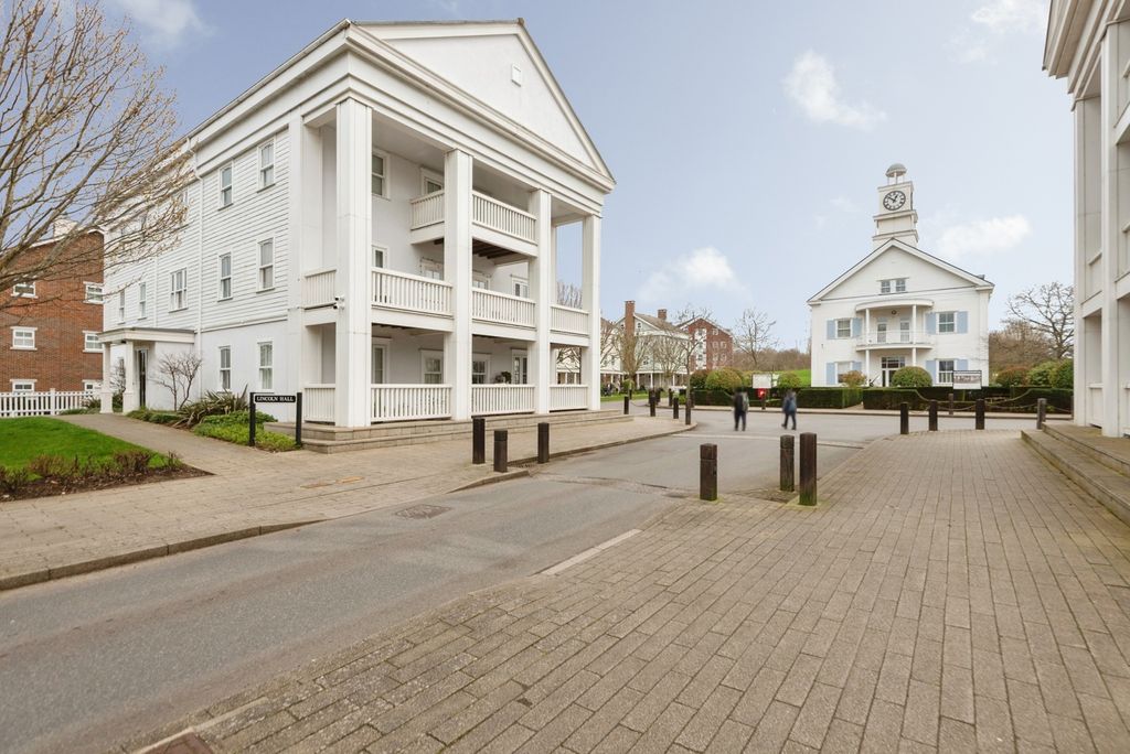 Property photo 1 of 14 Front