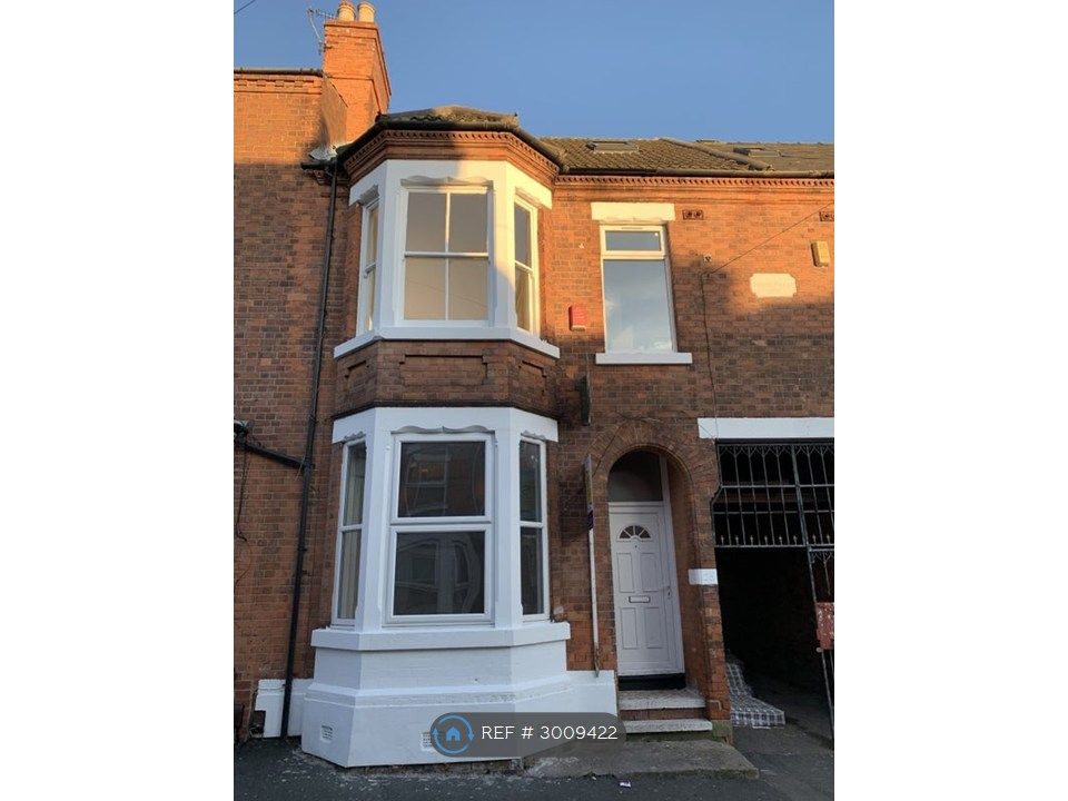 Property photo 1 of 3