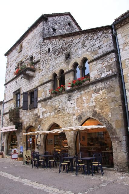 Property photo 3 of 10