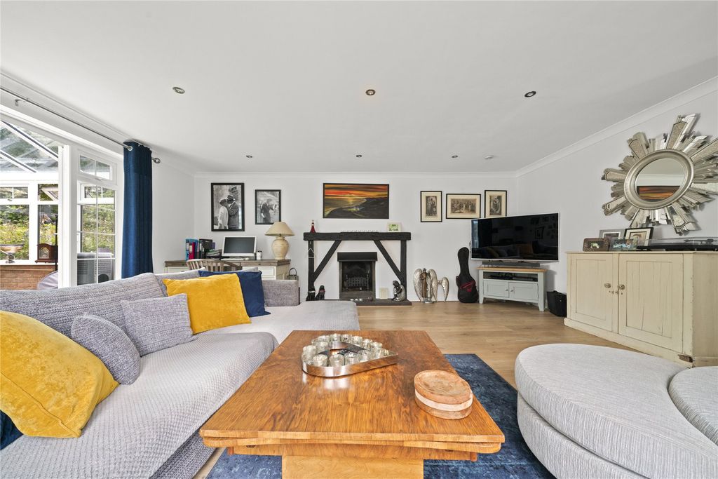 Property photo 3 of 19 Reception Room