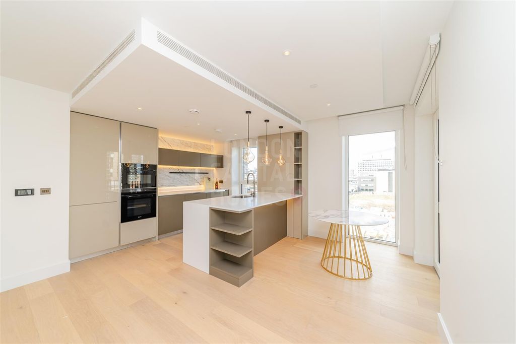 Property photo 2 of 15 2Sep1113.Jpg