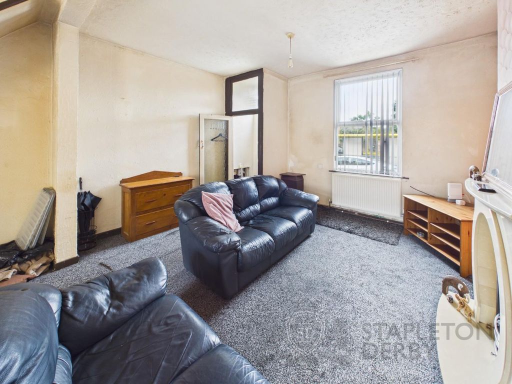 Property photo 3 of 10 Cam03007G0-Pr0237-Still005.Jpg