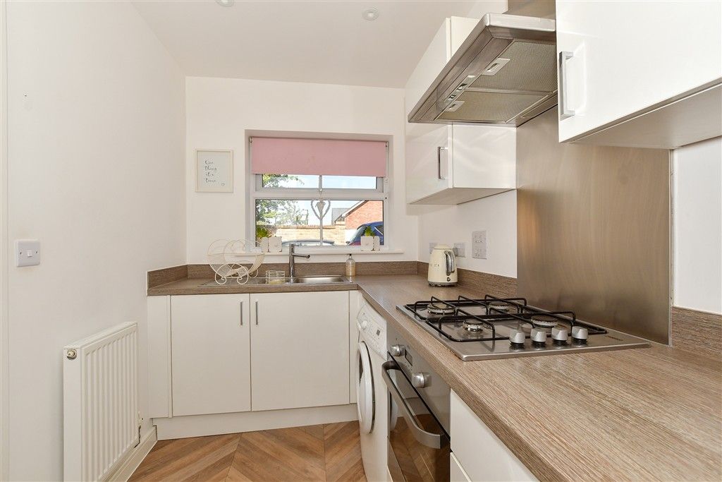 Property photo 2 of 19 Kitchen