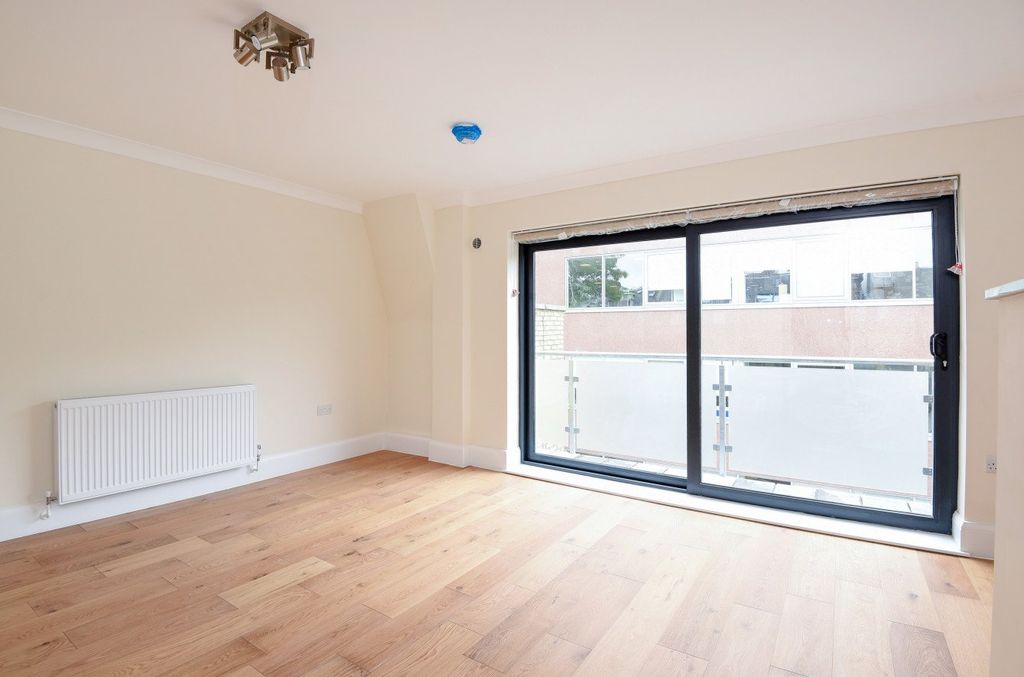 Property photo 2 of 5 Picture No. 07