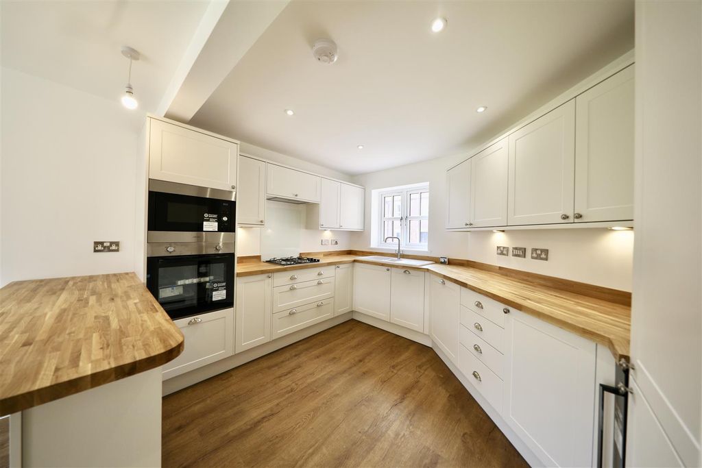 Property photo 2 of 23 0A9A2903.Jpg